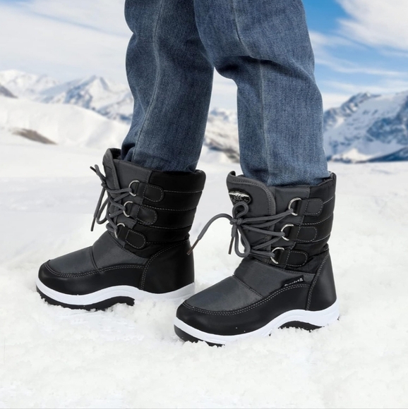 New! Boys black snow boots insulated with faux fur winter warm toddler size 8.5 - Picture 5 of 8